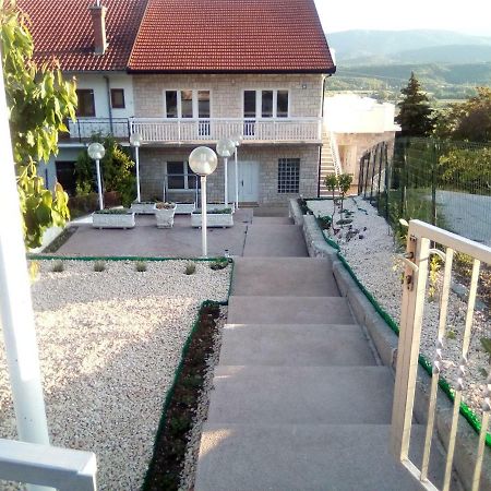 Studio Apartman Matkovic Имотски Экстерьер фото