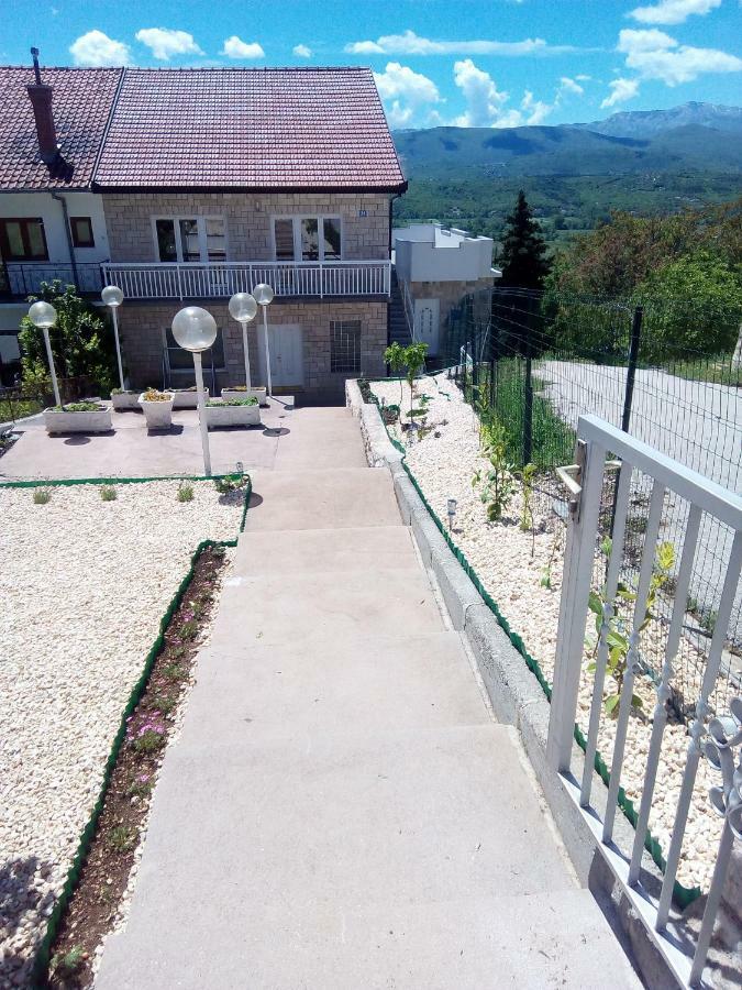 Studio Apartman Matkovic Имотски Экстерьер фото